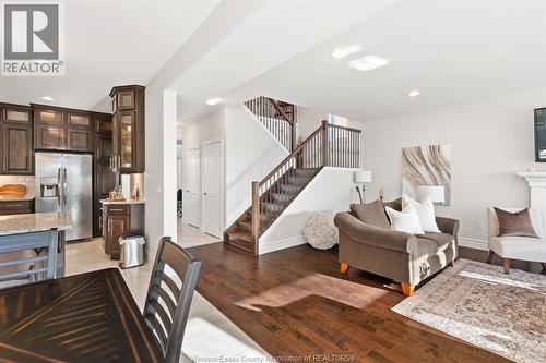 6184 Disputed Road, Lasalle, ON - Indoor