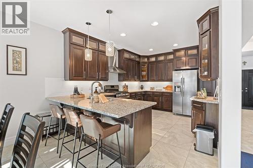 6184 Disputed Road, Lasalle, ON - Indoor Photo Showing Kitchen