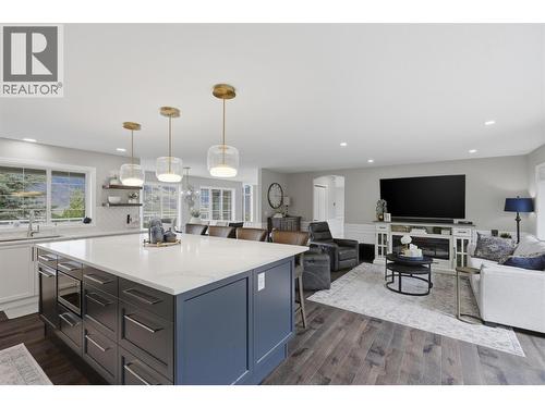 1648 Skeena Place, Kamloops, BC - Indoor Photo Showing Other Room