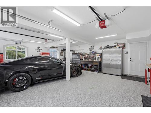 1648 Skeena Place, Kamloops, BC - Indoor Photo Showing Garage