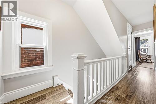 30 Cumberland Avenue, Hamilton, ON - Indoor Photo Showing Other Room