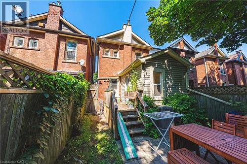 30 Cumberland Avenue, Hamilton, ON - Outdoor