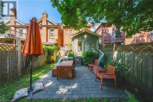 30 Cumberland Avenue, Hamilton, ON - Outdoor