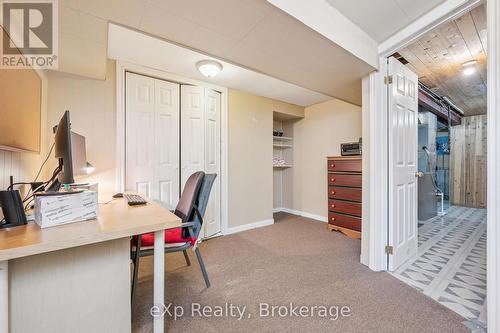 Office / 3rd bedroom in basement - 44 - 40 Silvercreek Parkway N, Guelph (Junction/Onward Willow), ON - Indoor