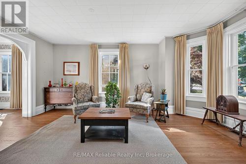 111 John Street, Huron East (Seaforth), ON - Indoor Photo Showing Living Room