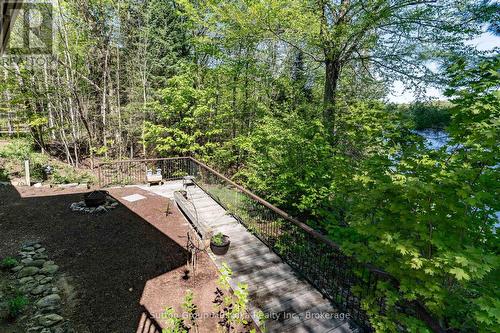236 Hoodstown Road, Huntsville (Stisted), ON - Outdoor