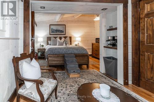 236 Hoodstown Road, Huntsville (Stisted), ON - Indoor Photo Showing Bedroom