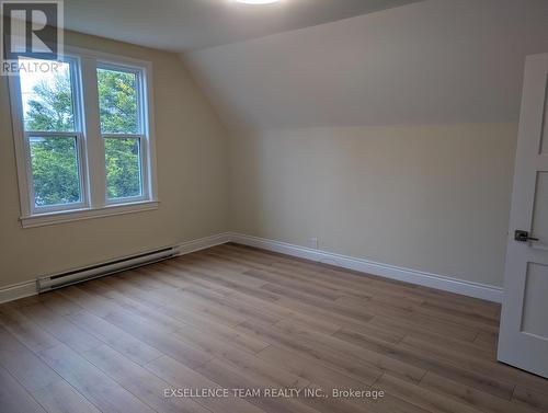 241 Sydney Street, Cornwall, ON - Indoor Photo Showing Other Room