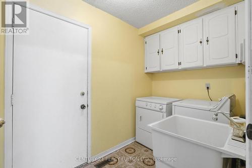 208 Conley Street, Vaughan, ON - Indoor Photo Showing Laundry Room