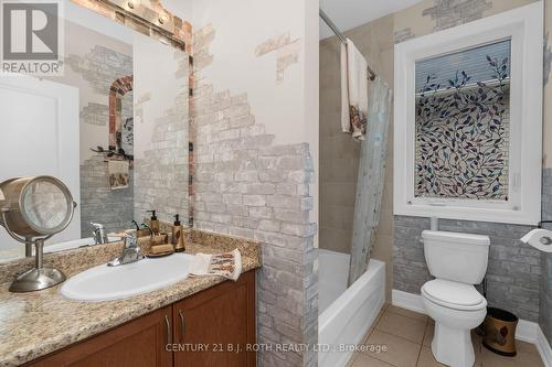 107 Allegra Drive, Wasaga Beach, ON - Indoor Photo Showing Bathroom