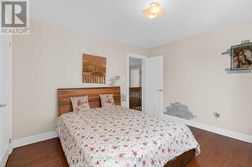 107 Allegra Drive, Wasaga Beach, ON - Indoor Photo Showing Bedroom