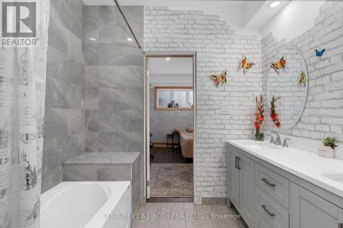 107 Allegra Drive, Wasaga Beach, ON - Indoor Photo Showing Bathroom