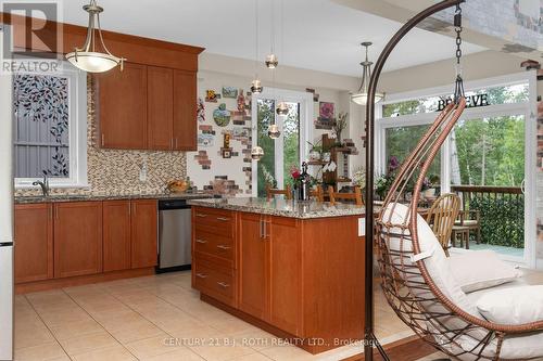 107 Allegra Drive, Wasaga Beach, ON - Indoor Photo Showing Kitchen