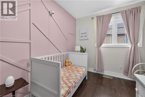 104 Udell Way, Grimsby, ON - Indoor Photo Showing Bedroom