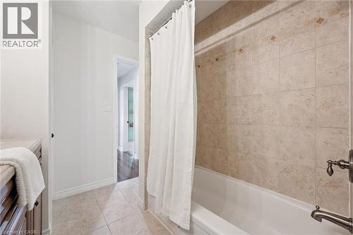 16 Nipigon Street, Kitchener, ON - Indoor Photo Showing Bathroom