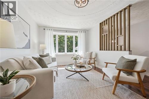 16 Nipigon Street, Kitchener, ON - Indoor Photo Showing Living Room