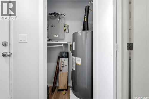 160 Osler Street, Regina, SK - Indoor
