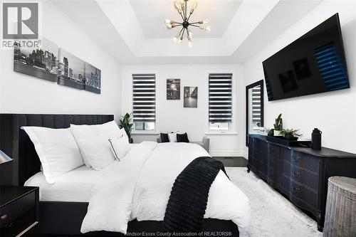 450 Brunmar Crescent, Lakeshore, ON - Indoor Photo Showing Bedroom