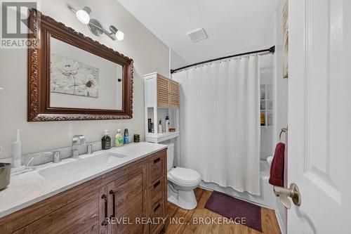 986 Killarney Crescent, Kingston (East Gardiners Rd), ON - Indoor Photo Showing Bathroom