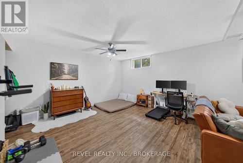 986 Killarney Crescent, Kingston (East Gardiners Rd), ON - Indoor