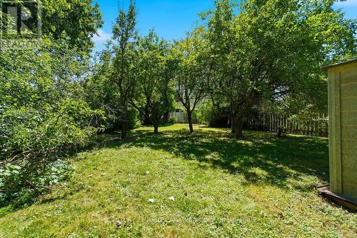 17 Edgemere Crescent, London South (South T), ON - Outdoor