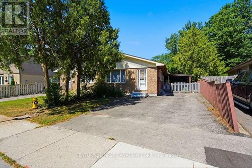 17 Edgemere Crescent, London South (South T), ON - Outdoor