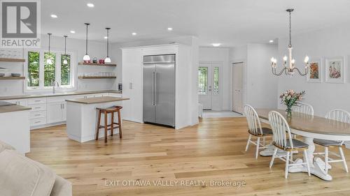 698 Mitchell Road, Madawaska Valley, ON - Indoor