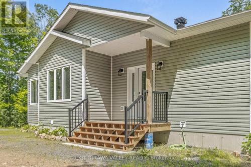 698 Mitchell Road, Madawaska Valley, ON - Outdoor