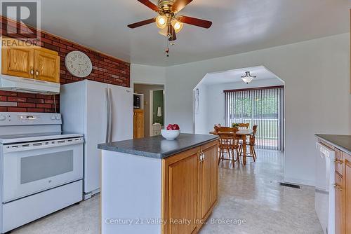 33949 41 Highway, Bonnechere Valley, ON - Indoor Photo Showing Kitchen