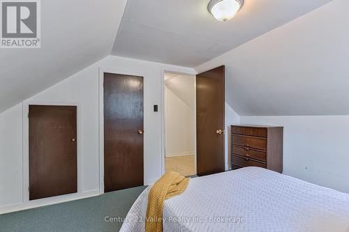 33949 41 Highway, Bonnechere Valley, ON - Indoor Photo Showing Bedroom