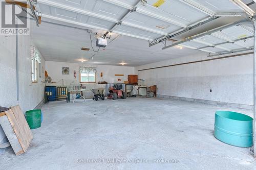 33949 41 Highway, Bonnechere Valley, ON - Indoor Photo Showing Garage