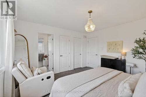 91 Chevron Place, Ottawa, ON - Indoor Photo Showing Bedroom