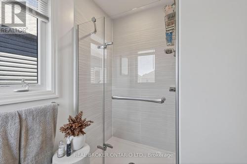 91 Chevron Place, Ottawa, ON - Indoor Photo Showing Bathroom