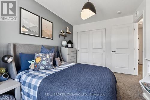 91 Chevron Place, Ottawa, ON - Indoor Photo Showing Bedroom