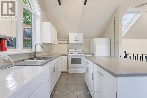 Kitchen  (Large unit) - 117 Percy Street, Ottawa, ON - Indoor Photo Showing Kitchen With Double Sink