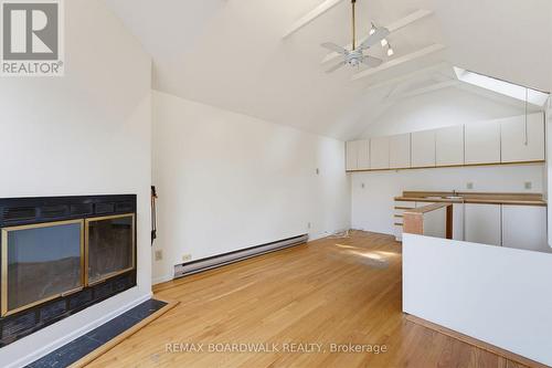 Livingroom (Small unit) - 117 Percy Street, Ottawa, ON - Indoor