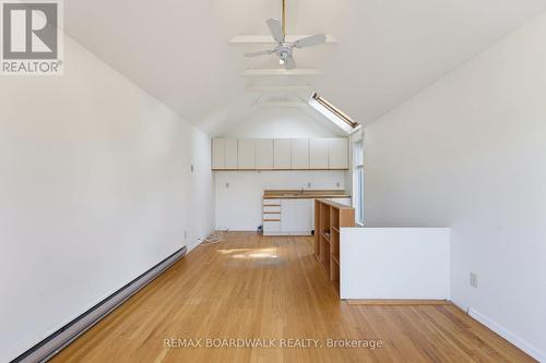 Livingroom (Small unit) - 117 Percy Street, Ottawa, ON - Indoor Photo Showing Kitchen