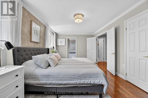 734 Brigadoon Drive, Hamilton (Gourley), ON - Indoor Photo Showing Bedroom