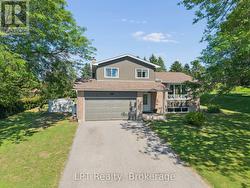 34 OXTOBY LANE  Uxbridge, ON L0C 1C0