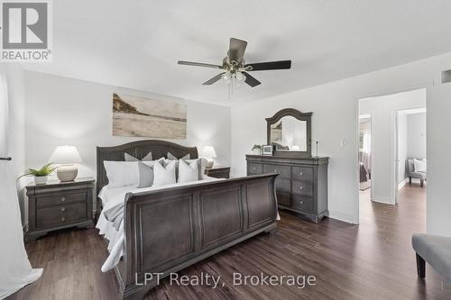 34 Oxtoby Lane, Uxbridge, ON - Indoor Photo Showing Bedroom