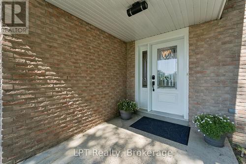 34 Oxtoby Lane, Uxbridge, ON - Outdoor