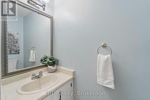 34 Oxtoby Lane, Uxbridge, ON - Indoor Photo Showing Bathroom