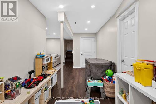 1038 Grandlea Court, Oshawa, ON - Indoor Photo Showing Other Room