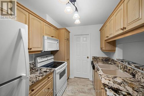104 - 2019 Carling Avenue, Ottawa, ON - Indoor Photo Showing Kitchen With Double Sink