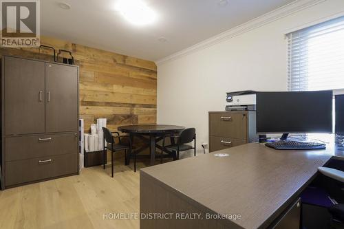 20 Elgin Street E, Oshawa, ON 