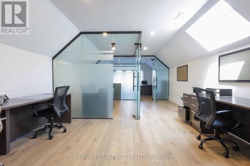 20 Elgin Street E, Oshawa, ON 