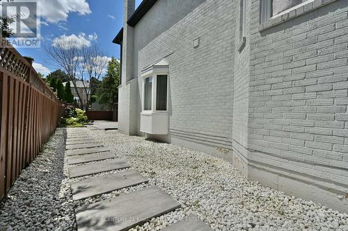 8 Major Elliot Court, Markham, ON - Outdoor