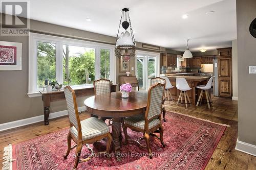 114 Clark Street, Blue Mountains, ON - Indoor Photo Showing Dining Room