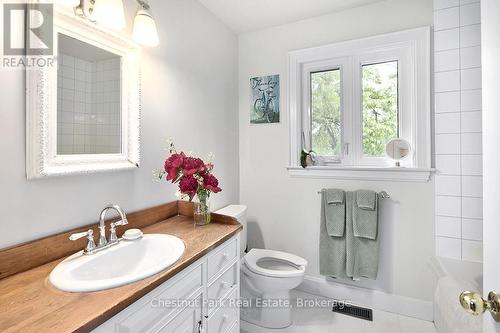 Primary ensuite - 114 Clark Street, Blue Mountains, ON - Indoor Photo Showing Bathroom