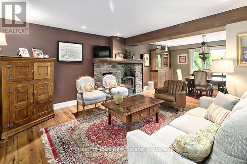 Open concept living - 114 Clark Street, Blue Mountains, ON - Indoor Photo Showing Living Room With Fireplace